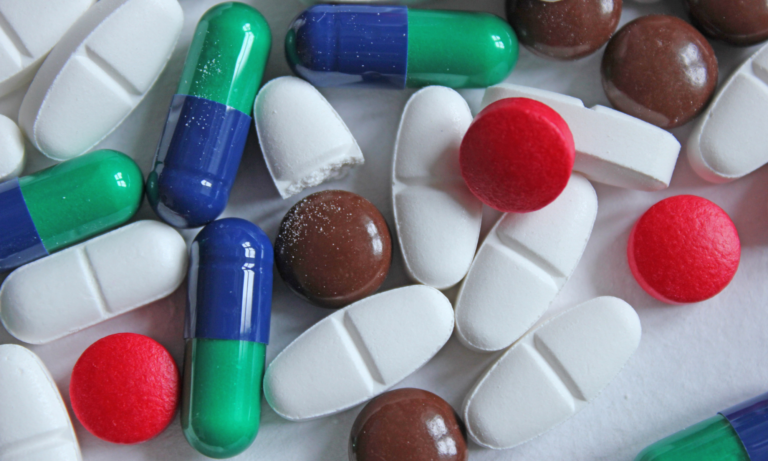 imagem ilustrativa comprimidos